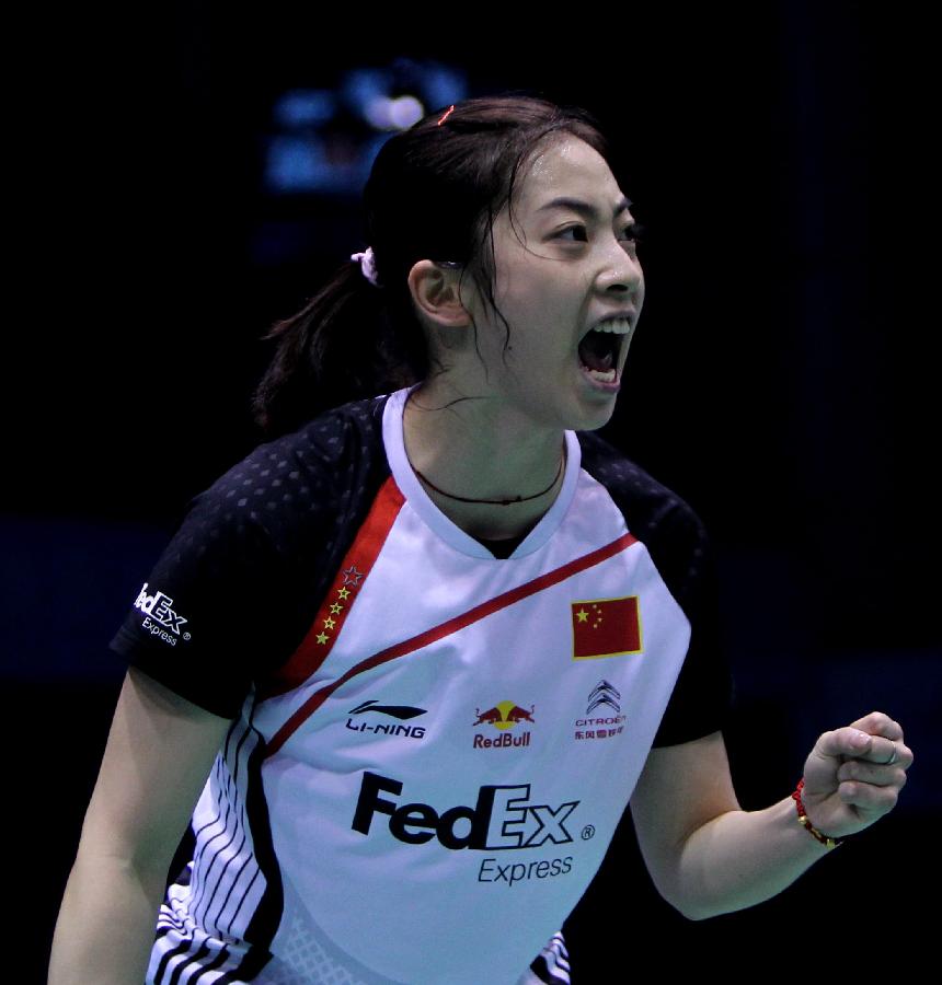 而且她的经 而且她的经